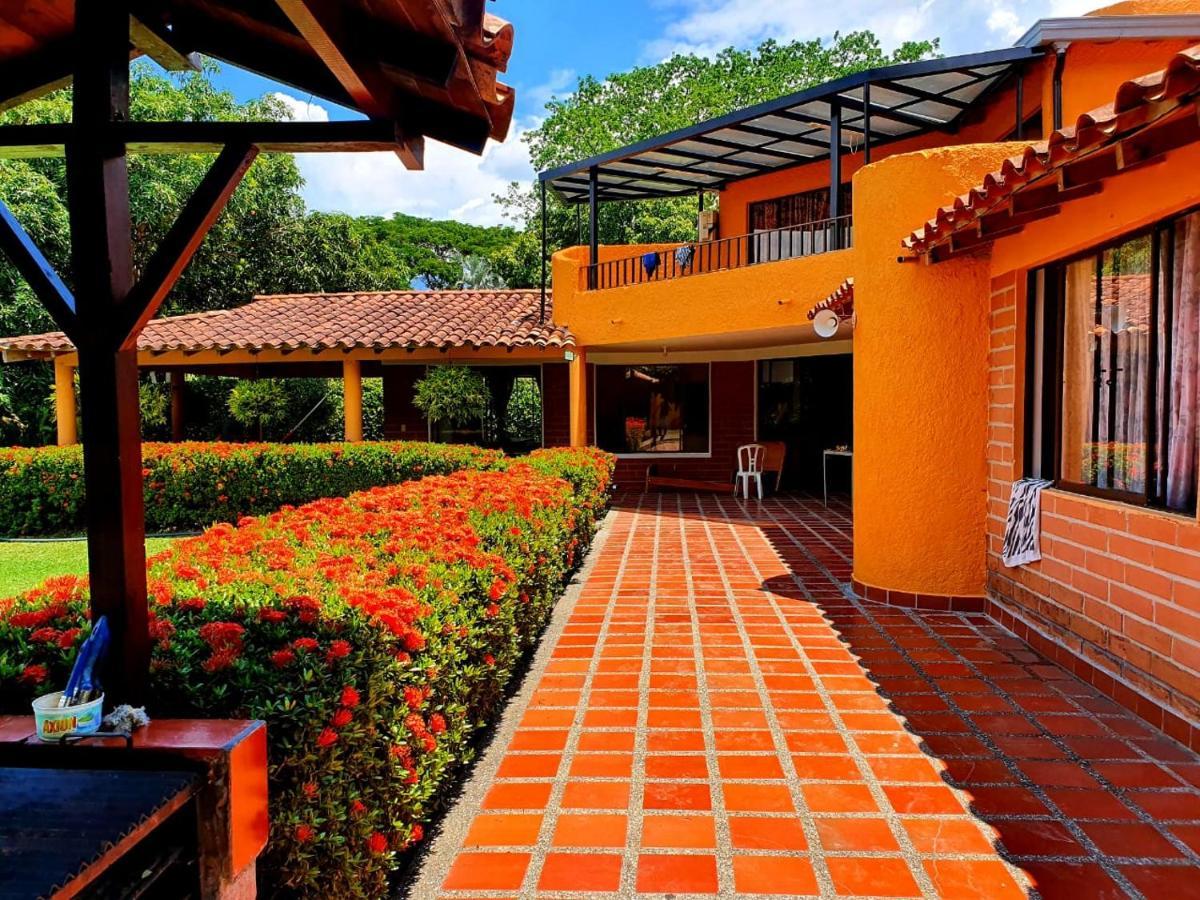 Finca Hacienda El Castillo Santa Fe De Antioquia Eksteriør billede